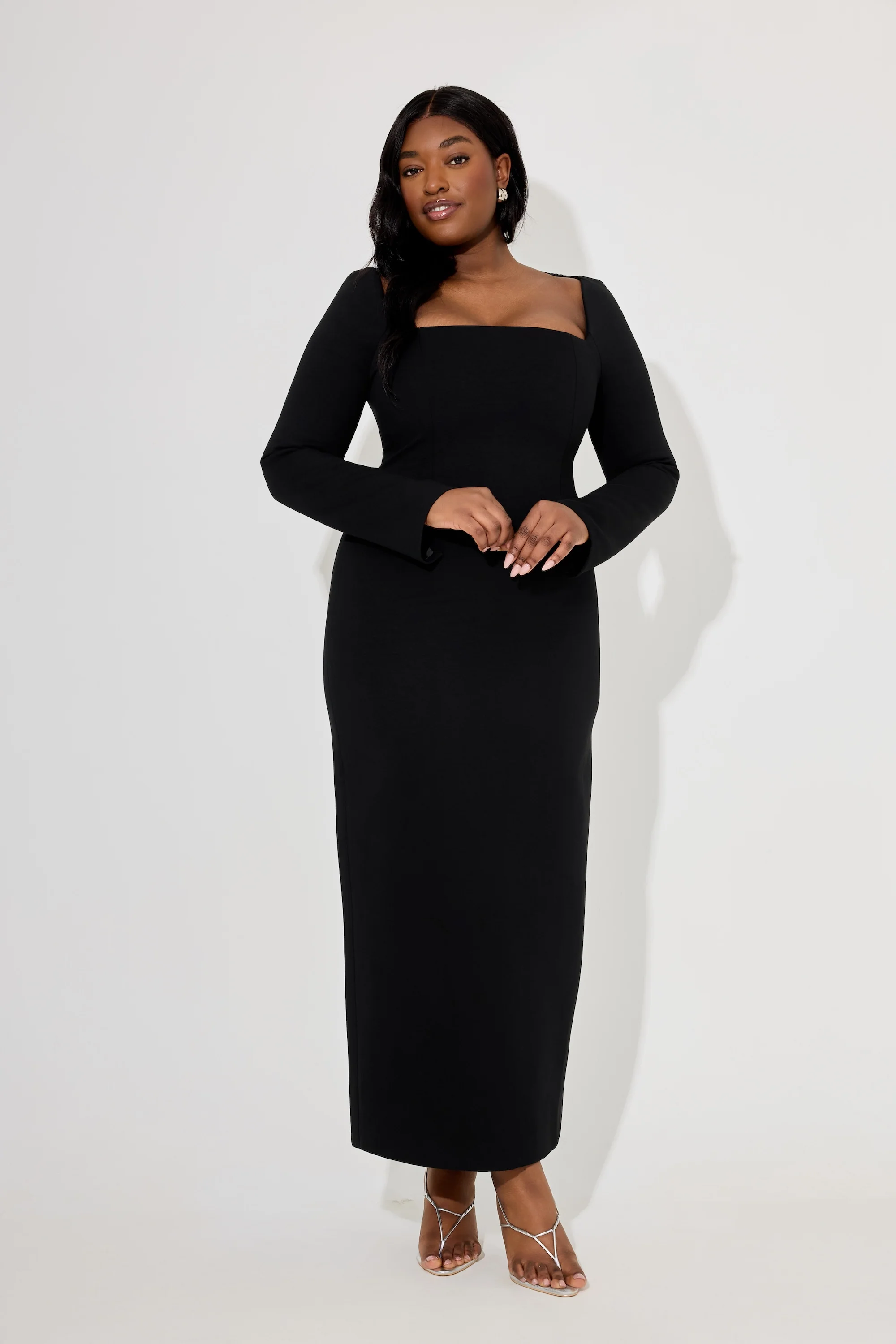 Framed Neckline Maxi Dress - Image 5